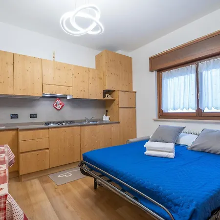 アパート Guesthost - La Genzianella Comfy Flat X4 In The Heart Of タルヴィージオ