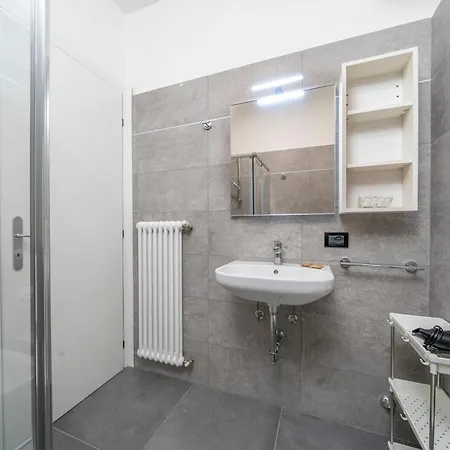 Guesthost - La Genzianella Comfy Flat X4 In The Heart Of *
